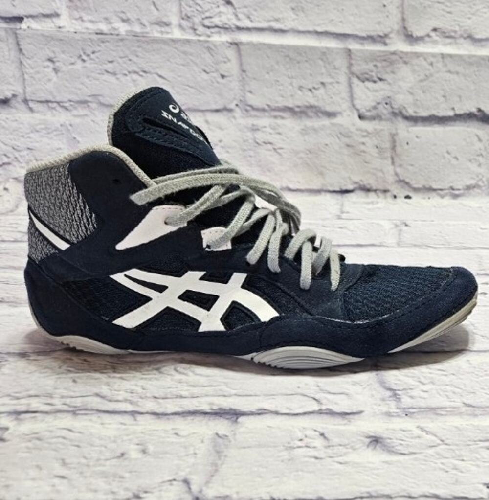 ASICS Snapdown Wrestling Shoes 7.5 EU 39 Navy White Mid Top 1081A030 Lightweight